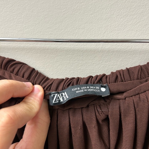 Zara Brown Pleated Midi Skirt - Picture 3 of 3